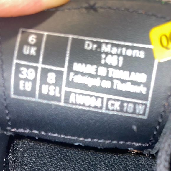 NEW DR MARTENS WOMENS /MENS OXFORD STYLE SIZE 8 &10 - Picture 11 of 12